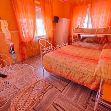 Hotel Serenella Турин Экстерьер фото