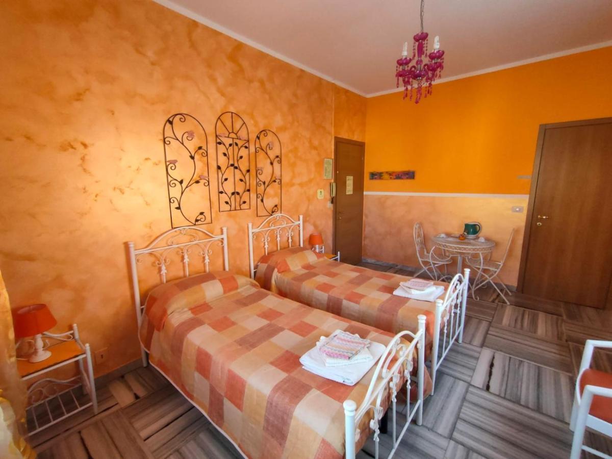 Hotel Serenella Турин Экстерьер фото