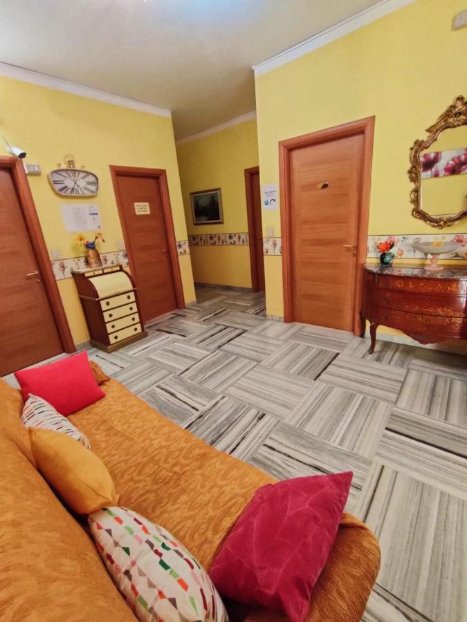 Hotel Serenella Турин Экстерьер фото