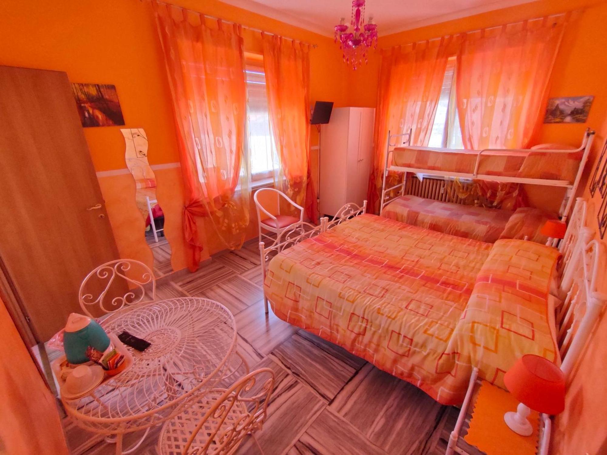 Hotel Serenella Турин Экстерьер фото