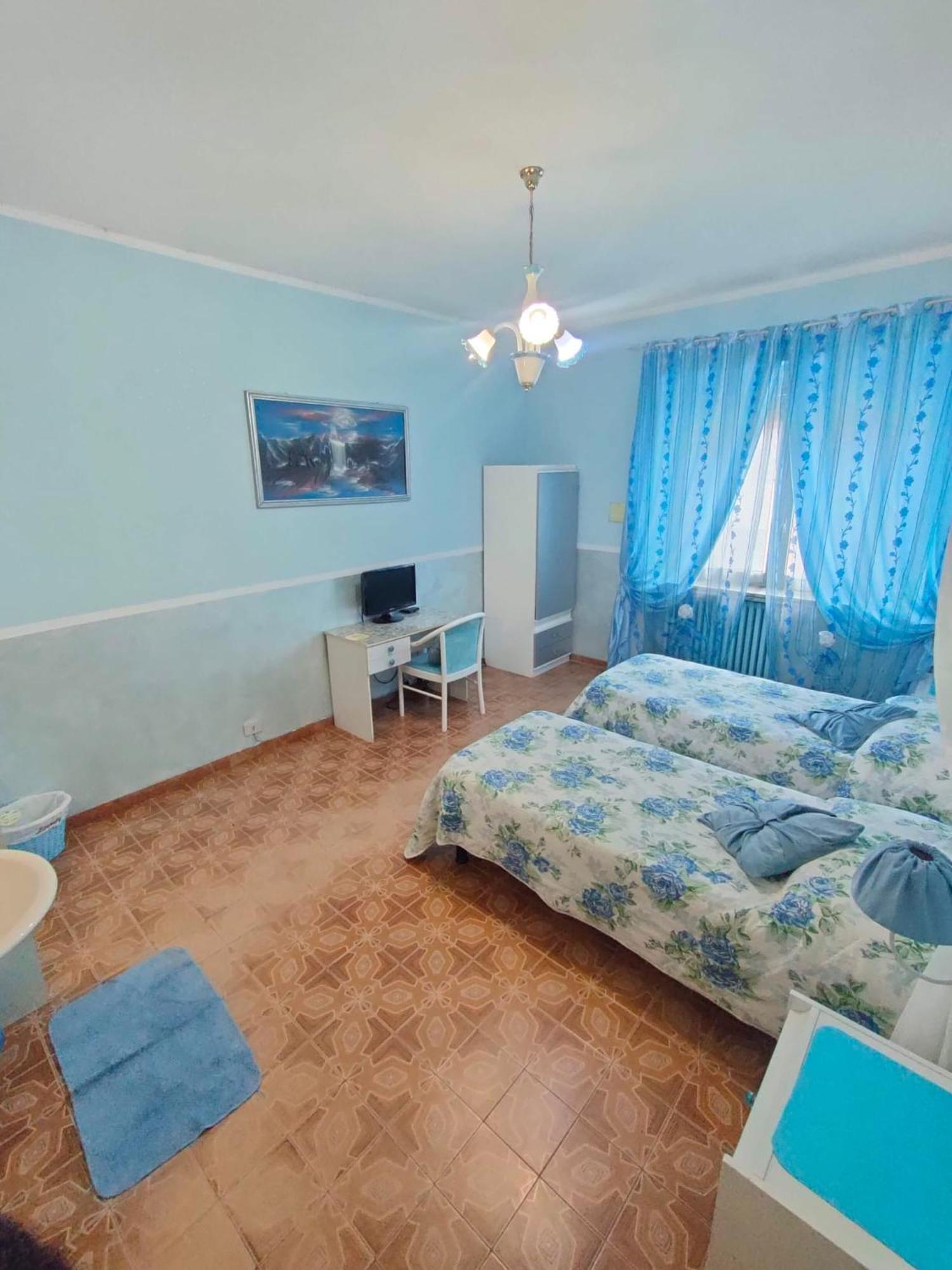 Hotel Serenella Турин Экстерьер фото