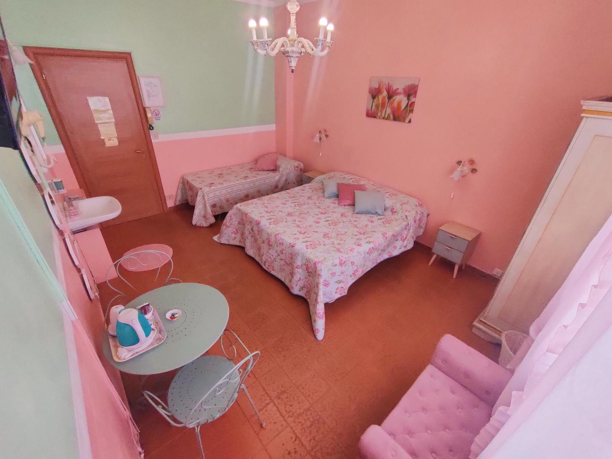 Hotel Serenella Турин Экстерьер фото